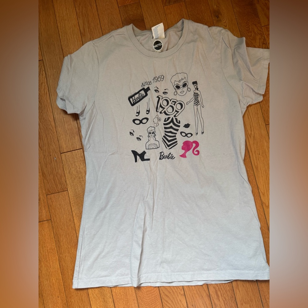 Mattel Gray Short Sleeve Tee with Graphic Design